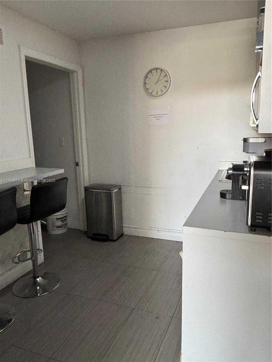 Small Image of 8221 NORTH WEST 30TH TER, Doral Number 23