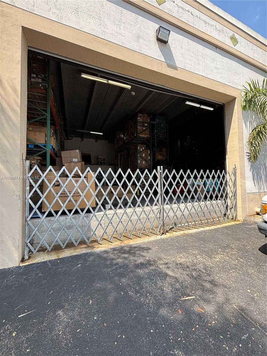 Small Image of 8221 NORTH WEST 30TH TER, Doral Number 38
