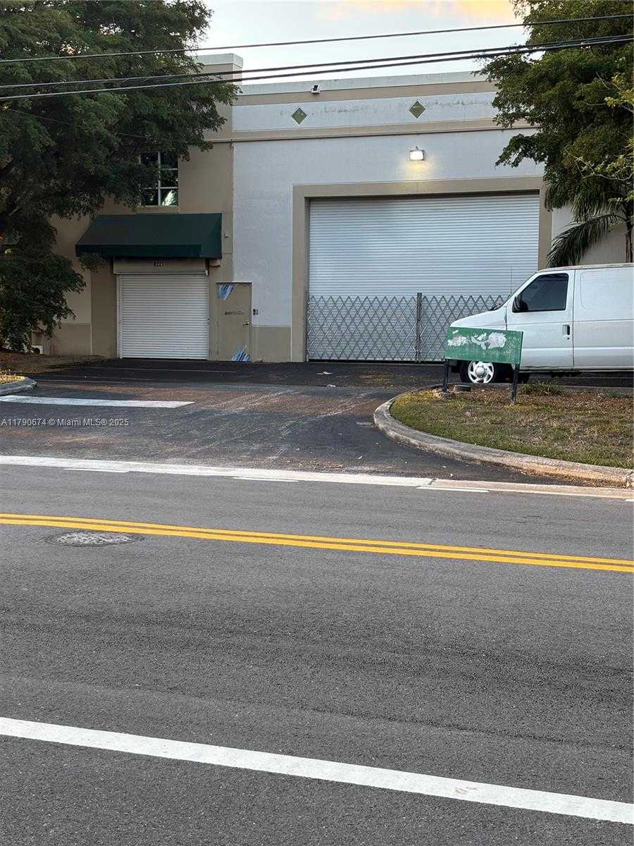 Small Image of 8221 NORTH WEST 30TH TER, Doral Number 40