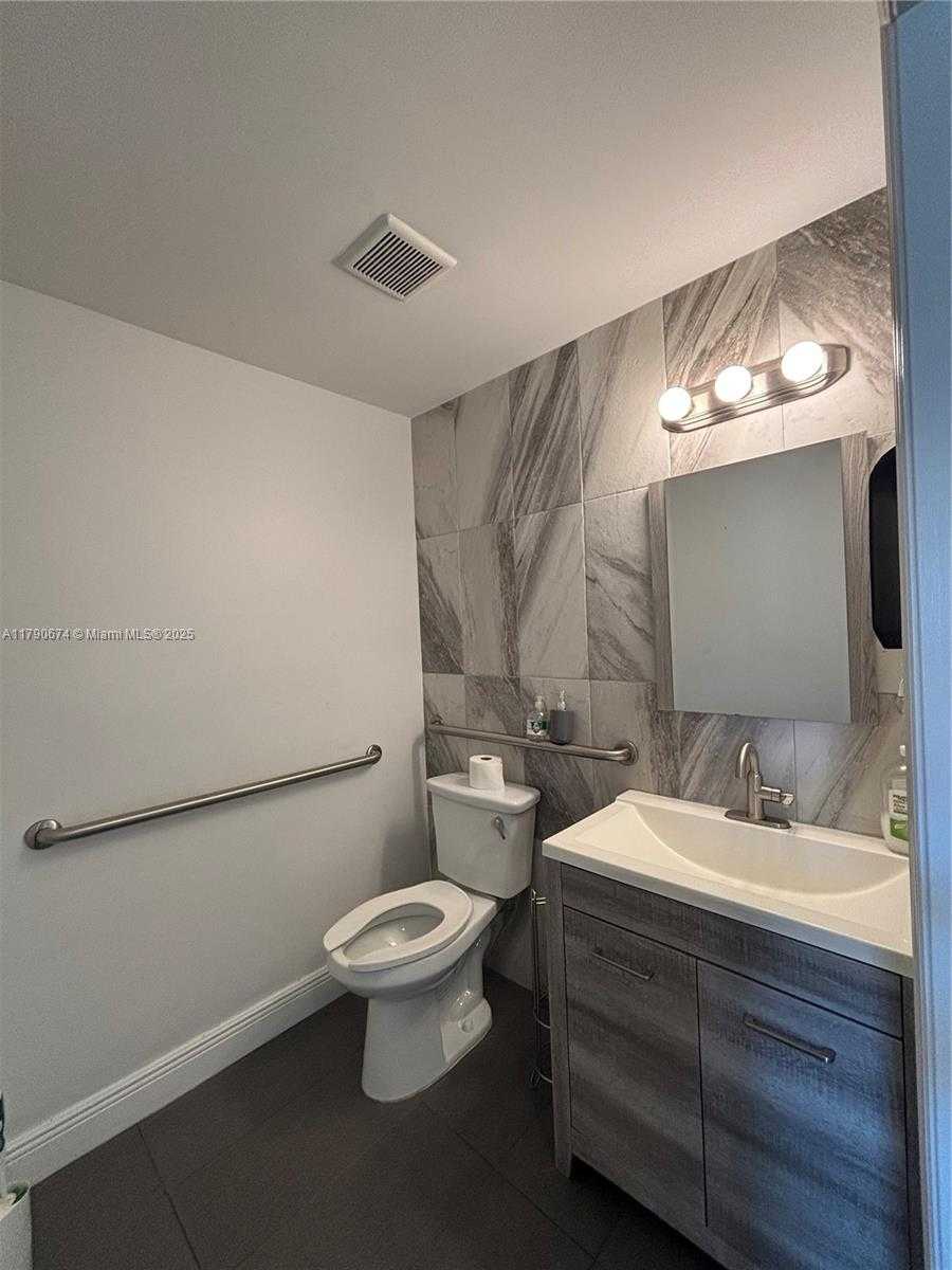 Small Image of 8221 NORTH WEST 30TH TER, Doral Number 8