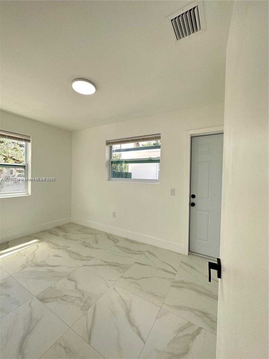 Small Image of 1441 NORTH WEST 34TH ST, Miami Number 17