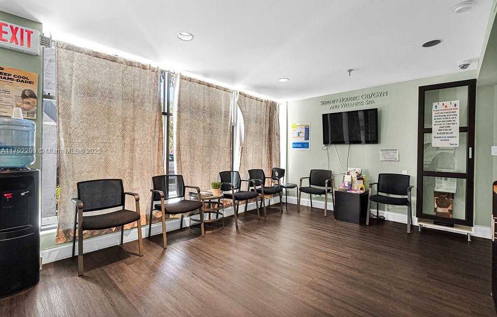 Small Image of 1590 NORTH EAST 162ND ST, North Miami Beach Number 12