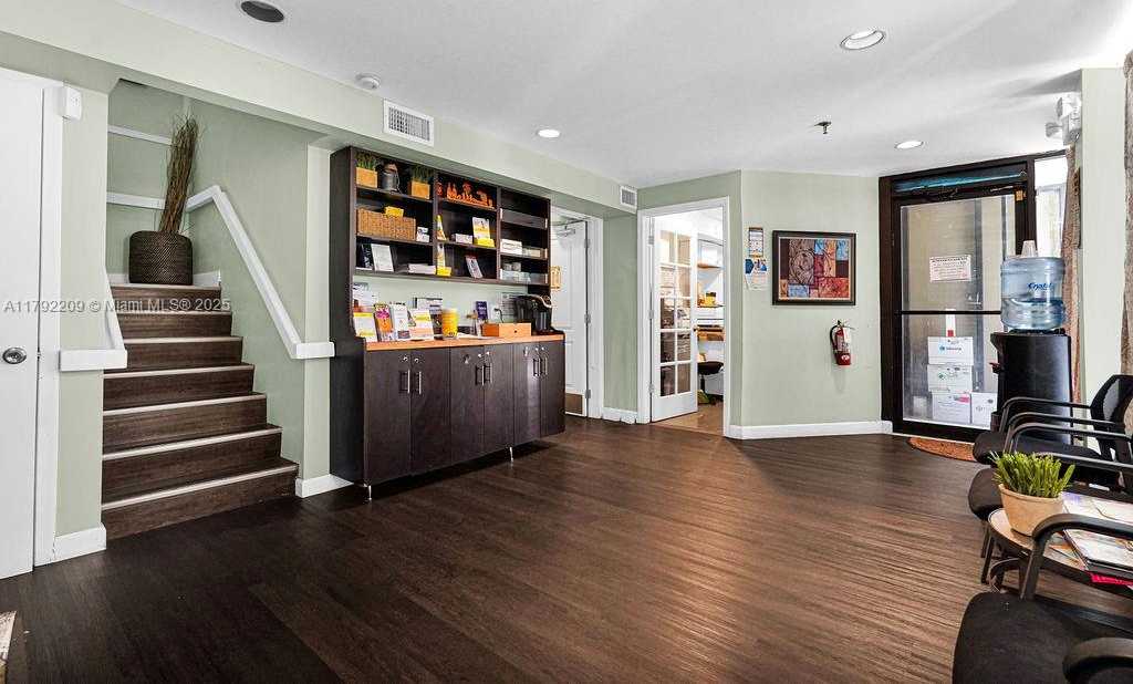 Small Image of 1590 NORTH EAST 162ND ST, North Miami Beach Number 15