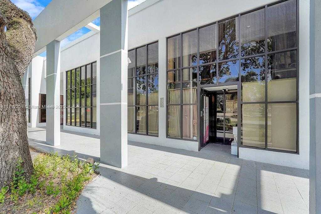 Small Image of 1590 NORTH EAST 162ND ST, North Miami Beach Number 52