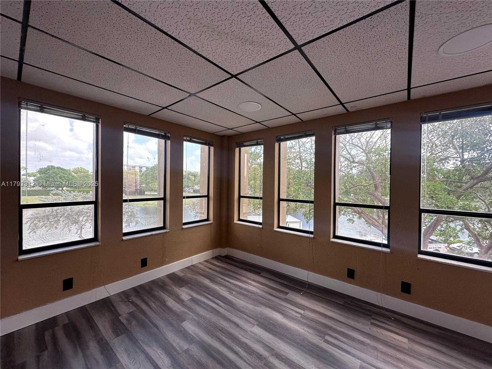 Small Image of 1100 SOUTH POWERLINE RD #1132, Pompano Beach Number 11