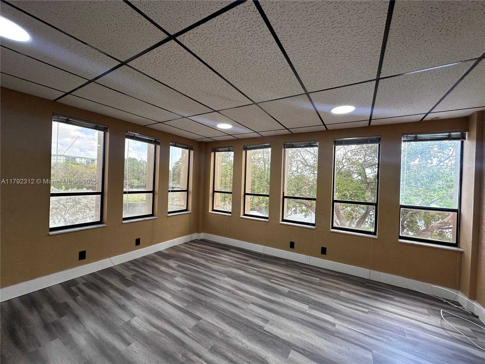Small Image of 1100 SOUTH POWERLINE RD #1132, Pompano Beach Number 7