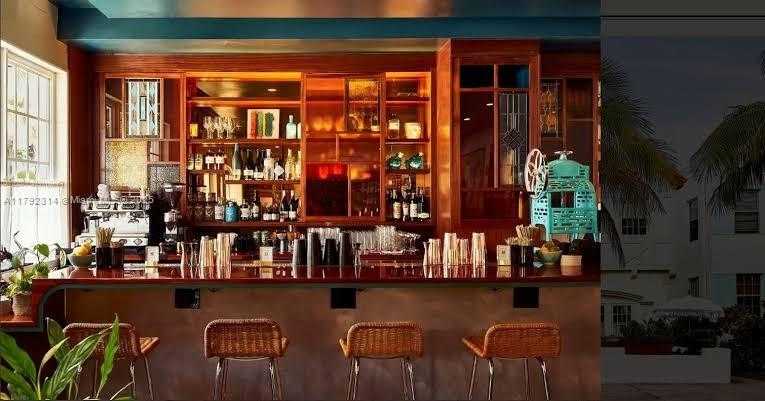 Small Image of 321 COLLINS AVE, Miami Beach Number 11