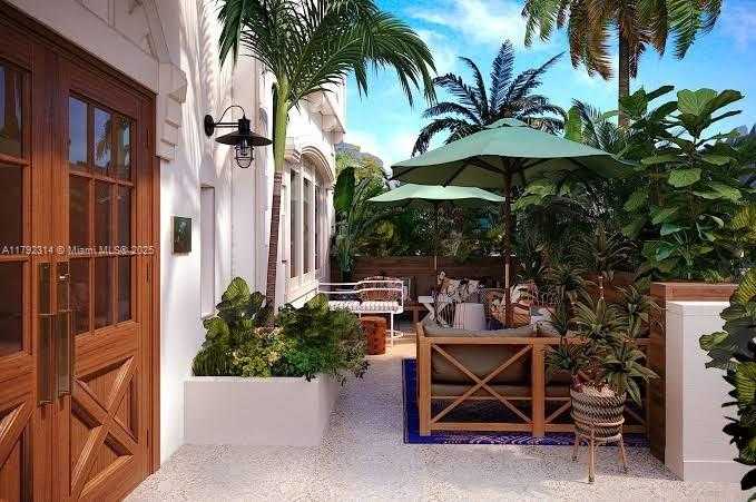 Small Image of 321 COLLINS AVE, Miami Beach Number 8