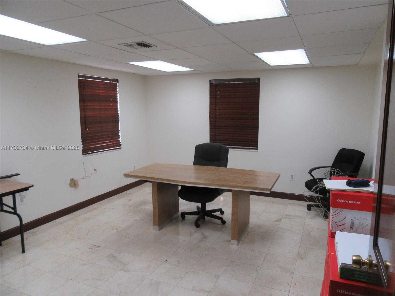 Small Image of 1105 SOUTH WEST 87TH AVE, Miami Number 5