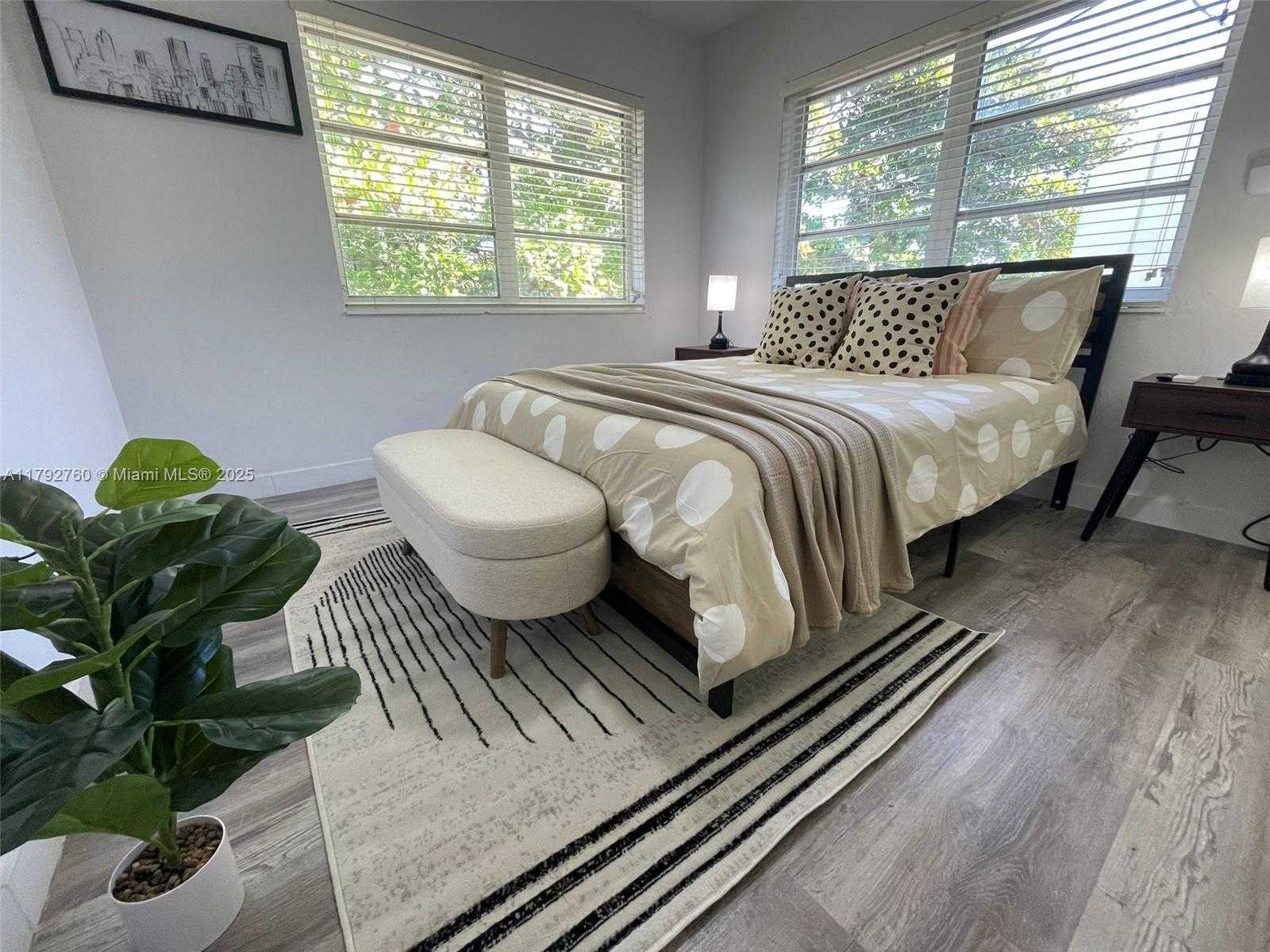 Small Image of 2655 SOUTH WEST 24TH AVE, Miami Number 3
