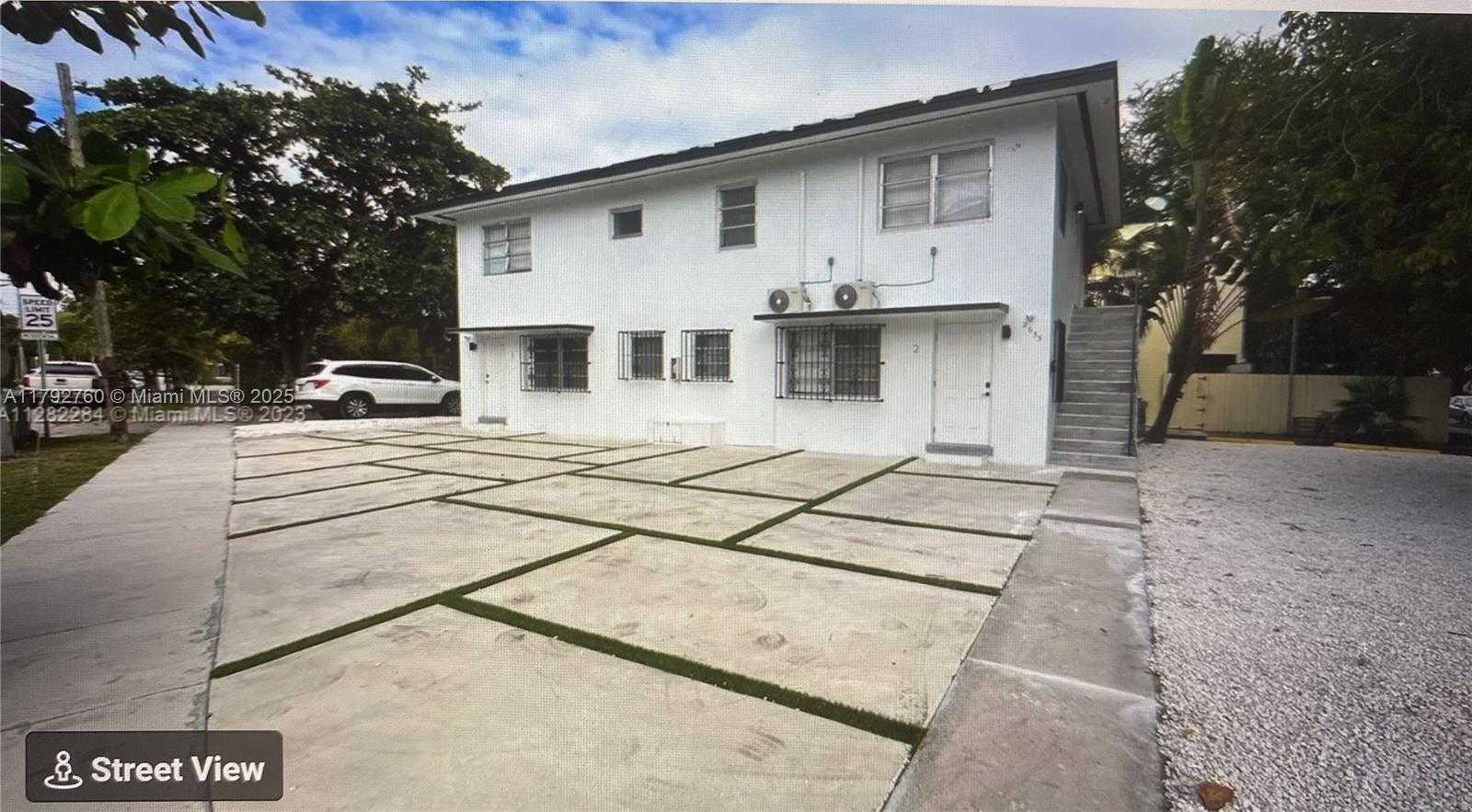 Small Image of 2655 SOUTH WEST 24TH AVE, Miami Number 45