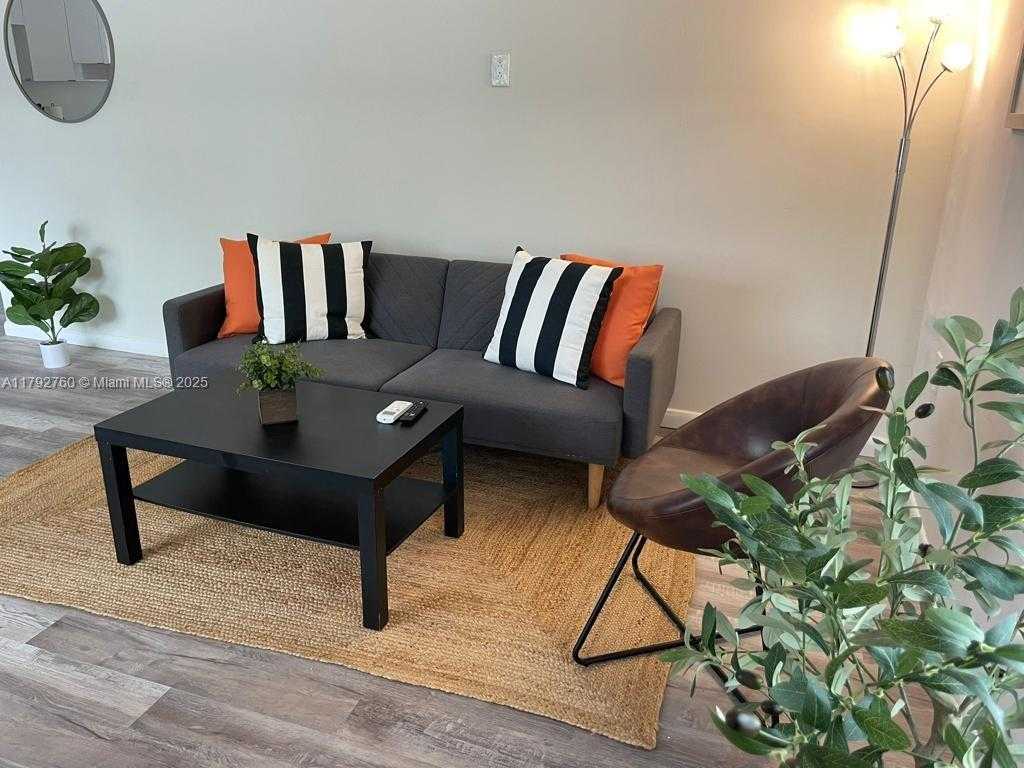 Small Image of 2655 SOUTH WEST 24TH AVE, Miami Number 6