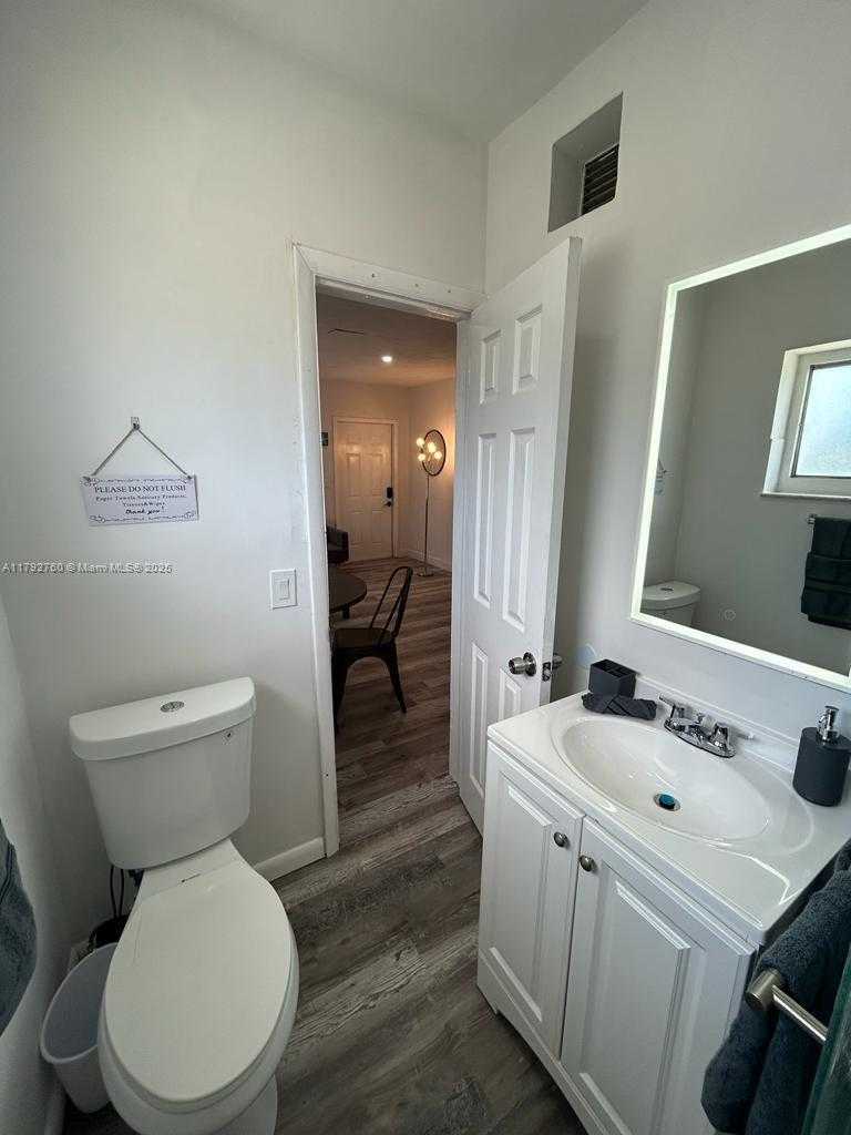 Small Image of 2655 SOUTH WEST 24TH AVE, Miami Number 64