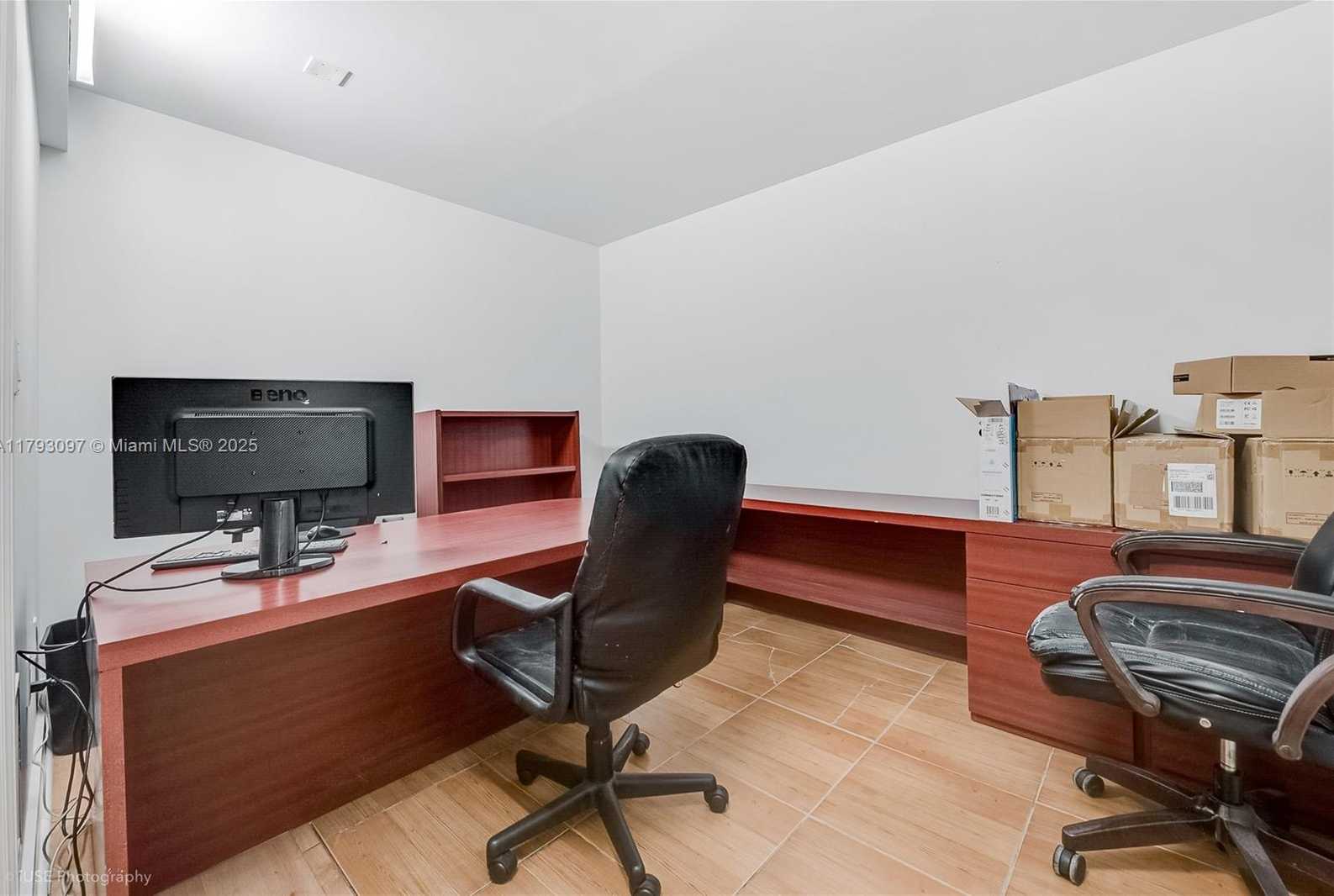Small Image of 304 PALERMO AVE, Coral Gables Number 13