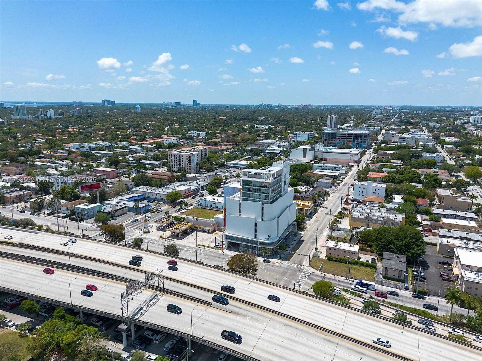 Small Image of 420 SOUTH WEST 7TH ST #1203, Miami Number 22