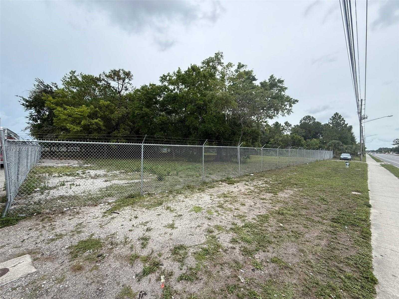 Small Image of 3842 SOUTH S GOLDENROD RD, Orlando Number 6