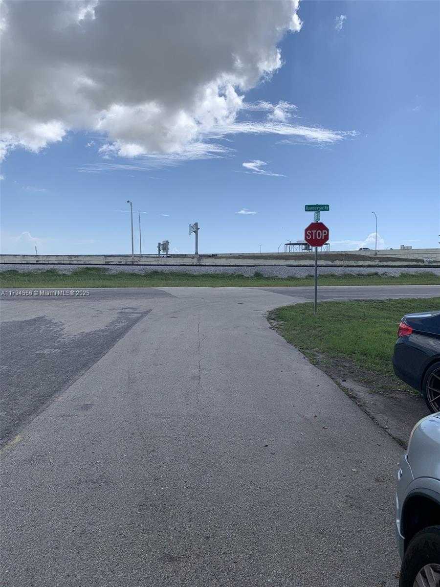Small Image of 2180, Dania Beach Number 18