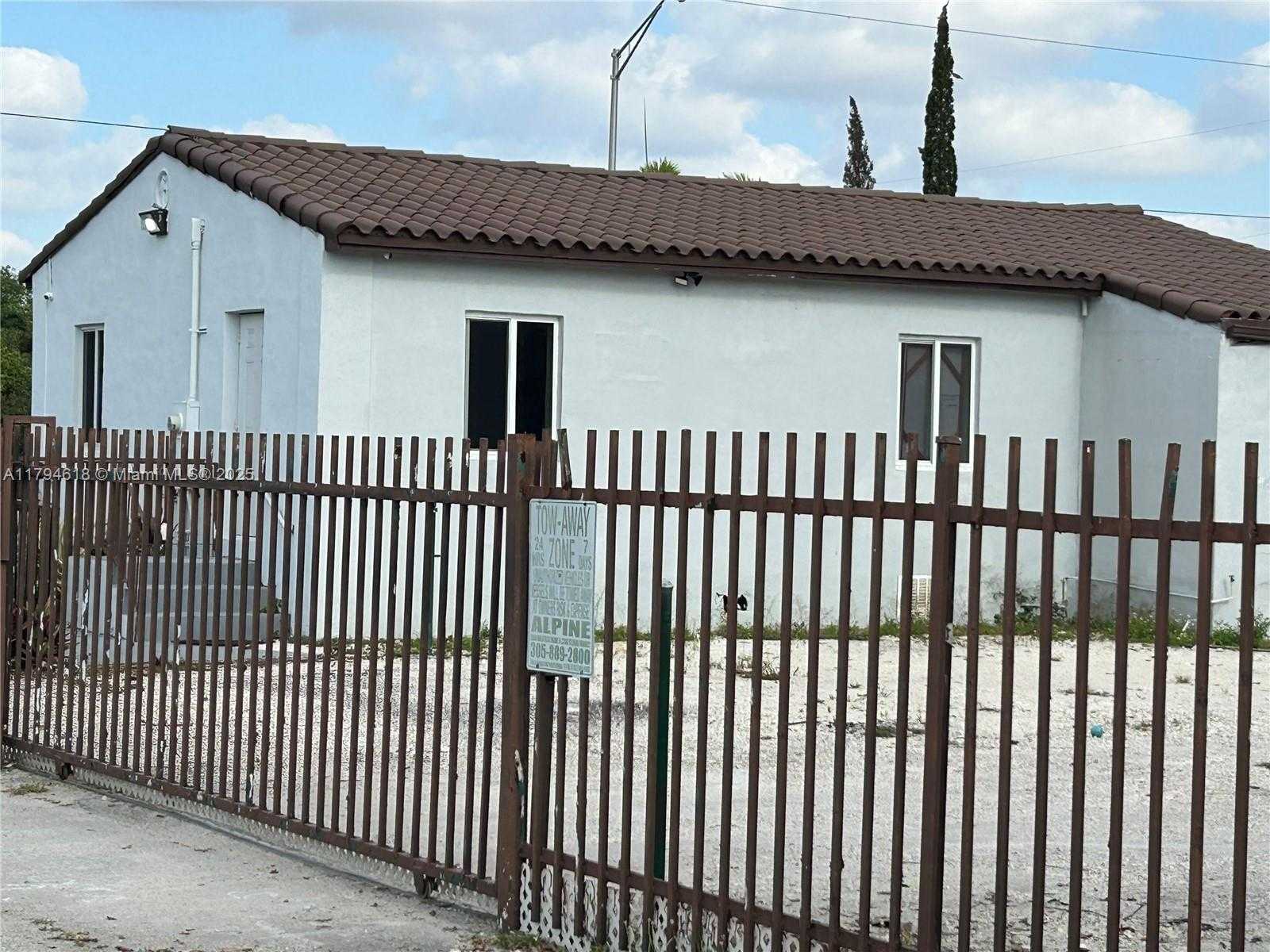 Small Image of 3521 EAST 4TH AVE, Hialeah Number 9