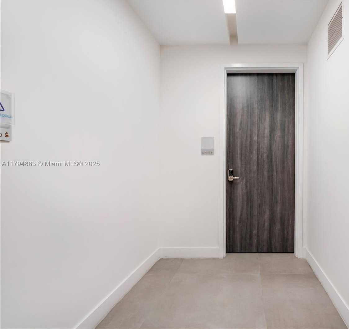 Small Image of 800 SOUTH EAST 4TH AVE #511, Hallandale Beach Number 2
