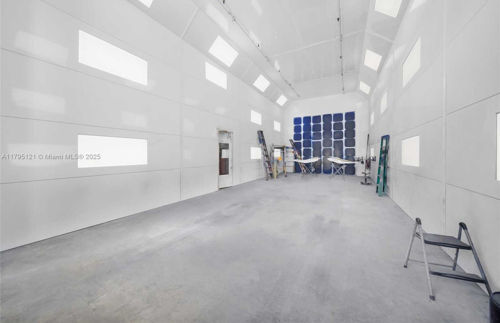 Small Image of 3082 NORTH WEST 62ND ST, Miami Number 17