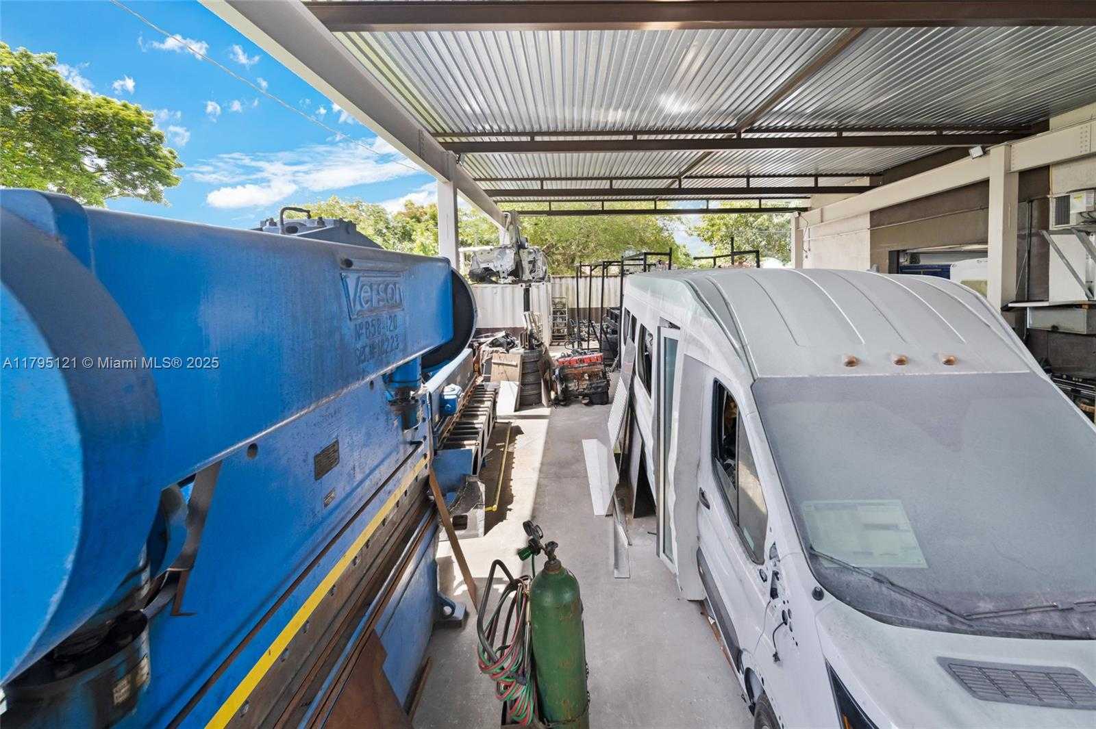 Small Image of 3082 NORTH WEST 62ND ST, Miami Number 19