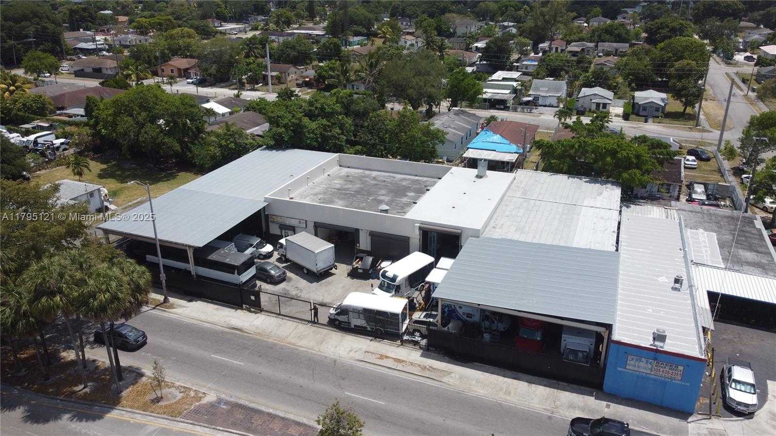Small Image of 3082 NORTH WEST 62ND ST, Miami Number 2