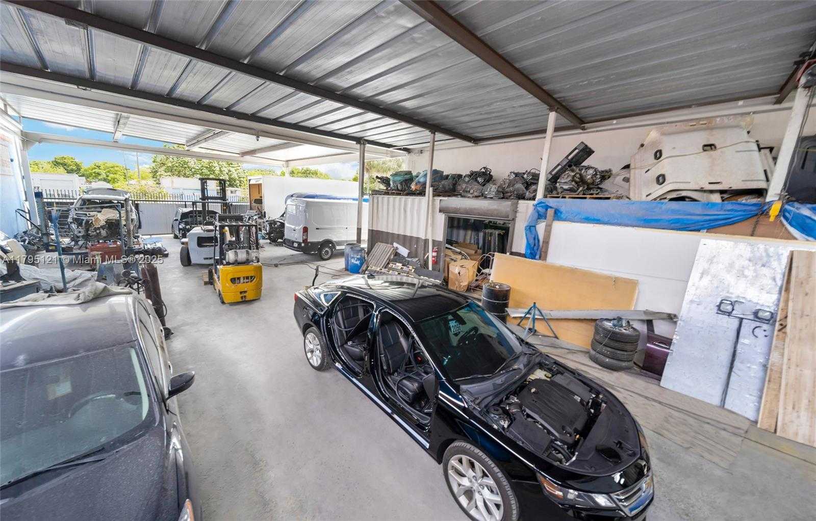 Small Image of 3082 NORTH WEST 62ND ST, Miami Number 21
