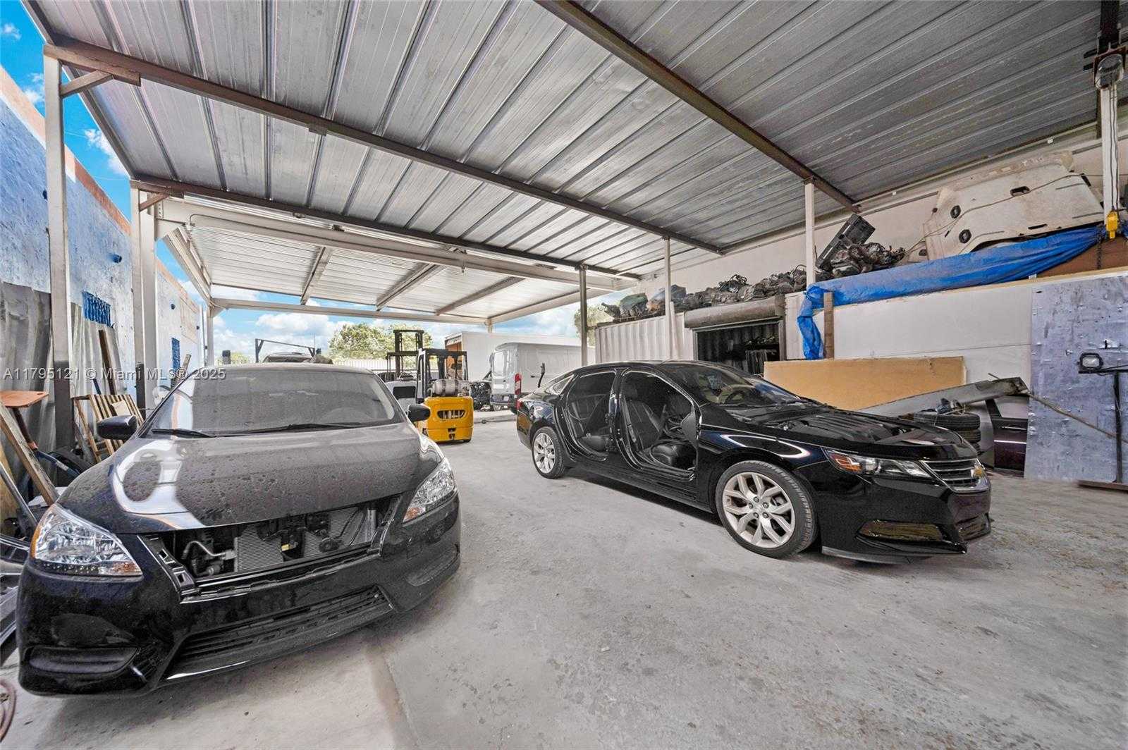 Small Image of 3082 NORTH WEST 62ND ST, Miami Number 25