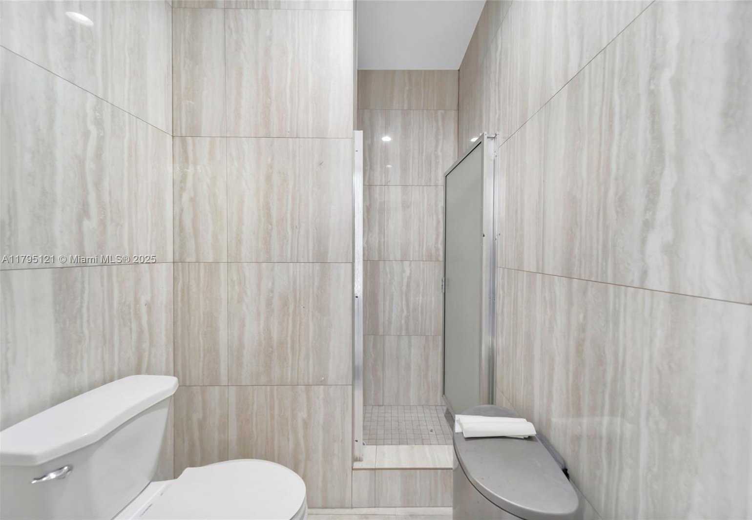 Small Image of 3082 NORTH WEST 62ND ST, Miami Number 36