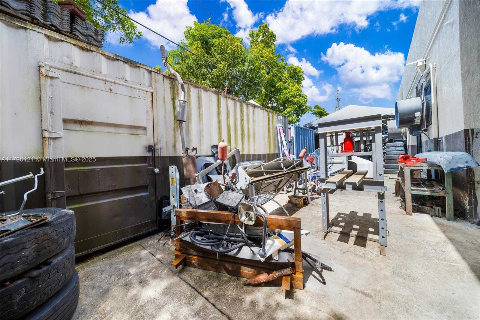 Small Image of 3082 NORTH WEST 62ND ST, Miami Number 46