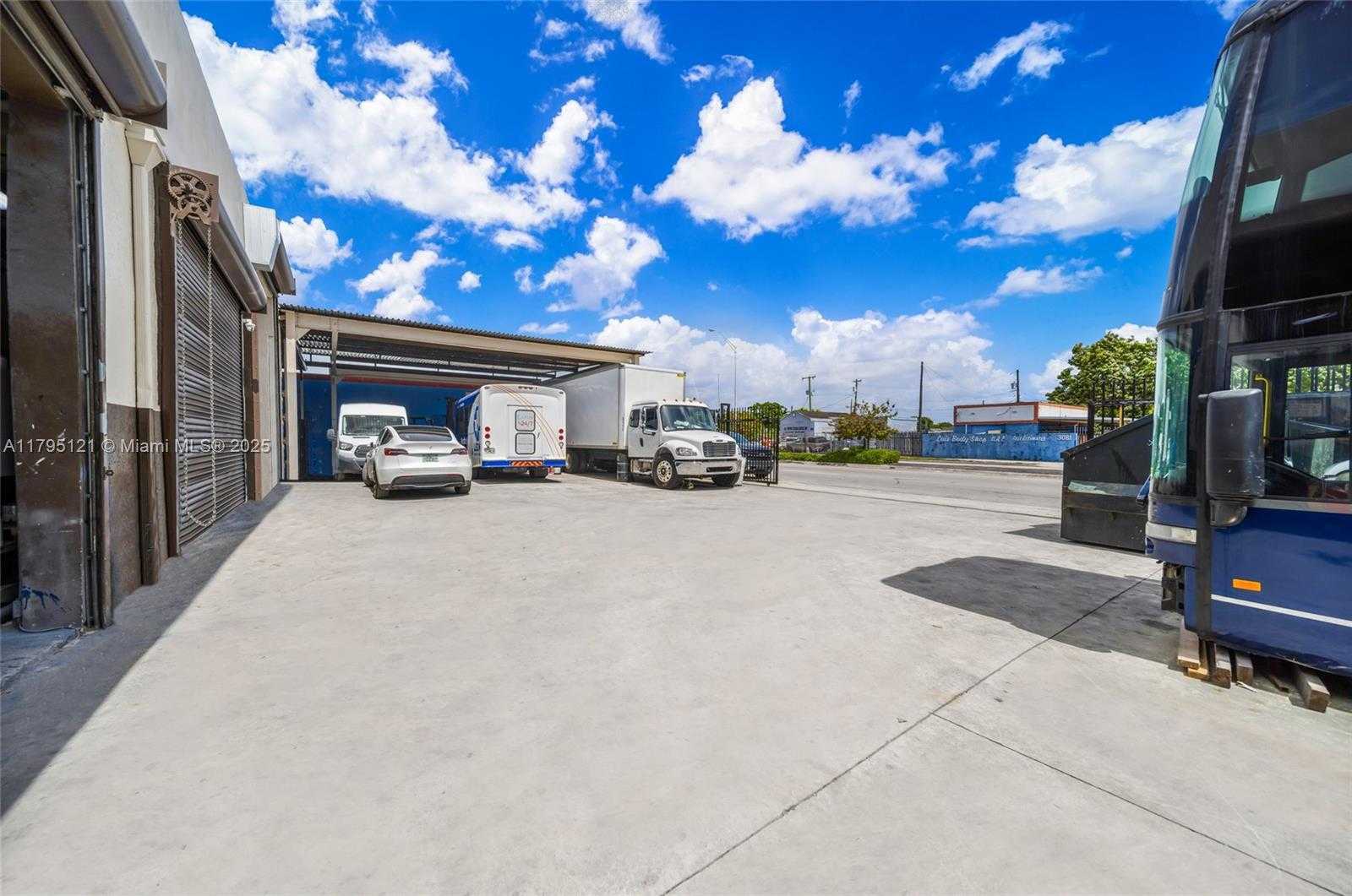 Small Image of 3082 NORTH WEST 62ND ST, Miami Number 52