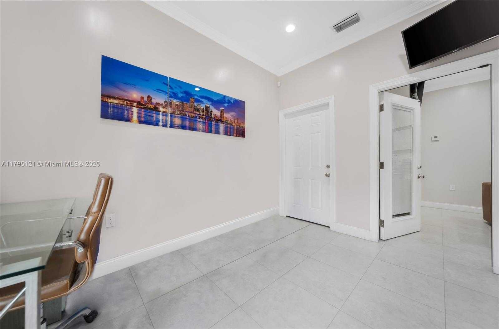 Small Image of 3082 NORTH WEST 62ND ST, Miami Number 58