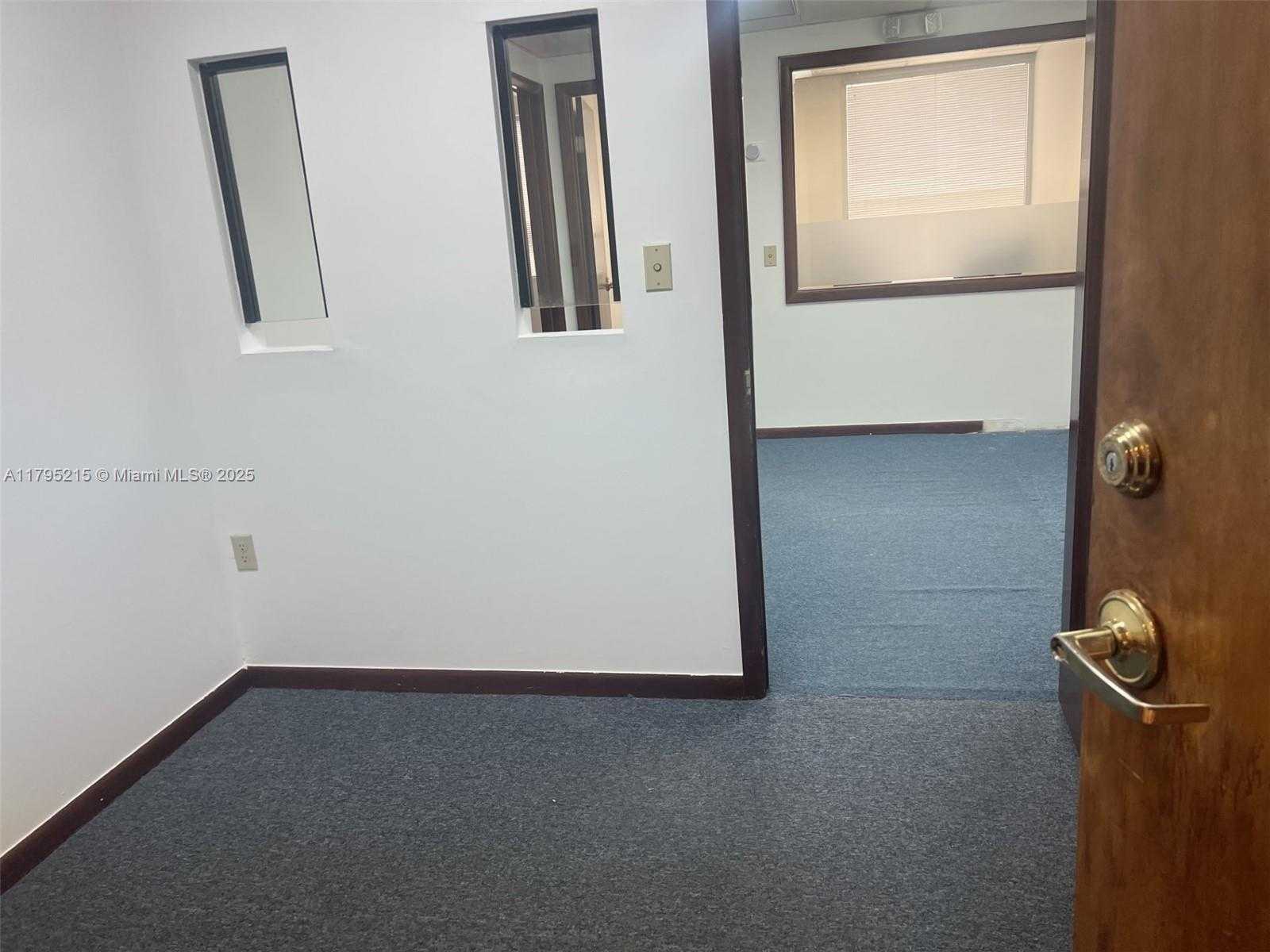 Small Image of 2307 S DOUGLAS RD #300, Miami Number 3