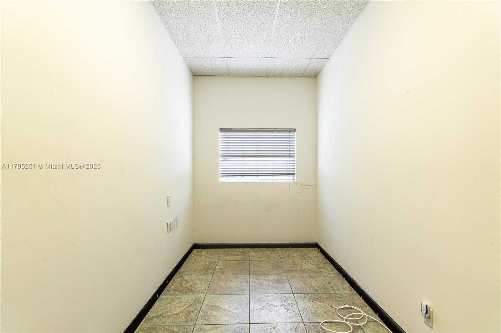 Small Image of 1420 SOUTH WEST 12TH AVE #1422, Pompano Beach Number 10