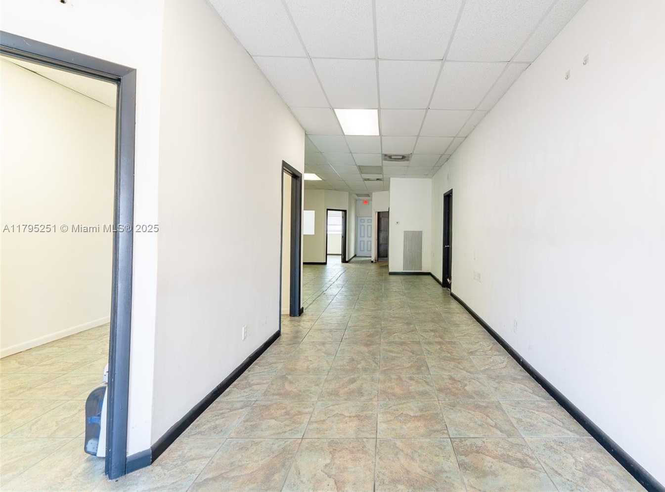 Small Image of 1420 SOUTH WEST 12TH AVE #1422, Pompano Beach Number 8