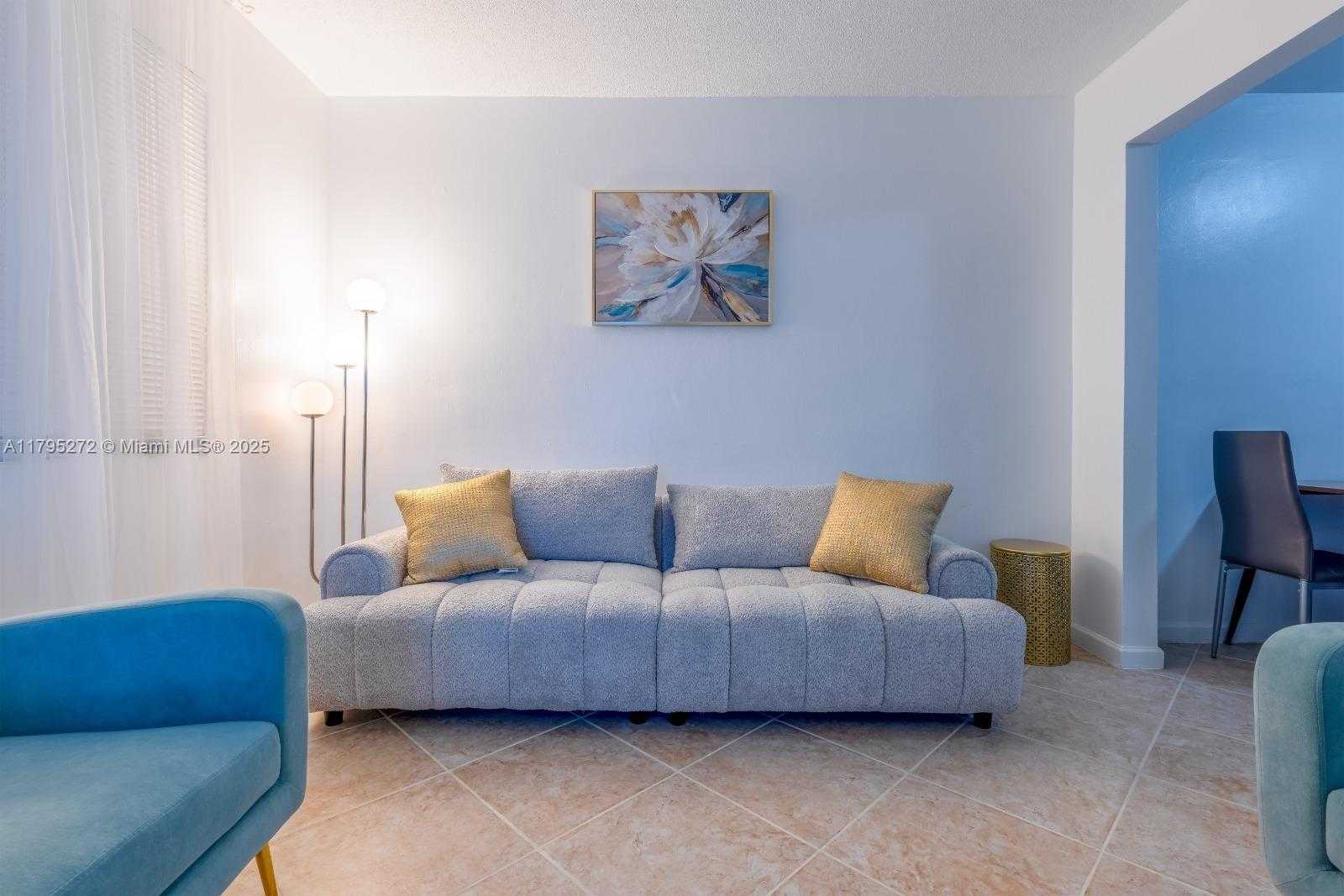 Small Image of 828 SOUTH WEST 2ND ST, Miami Number 17