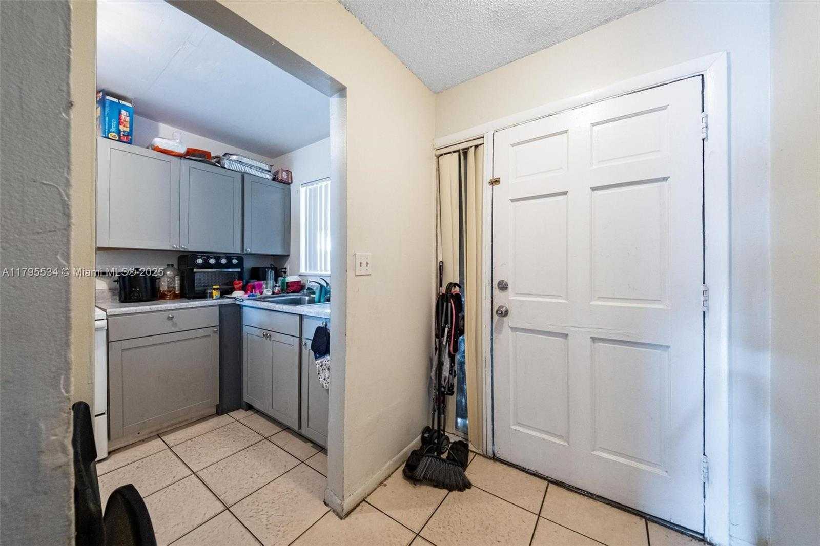 Small Image of 2221 NORTH WEST 58TH AVE, Lauderhill Number 11