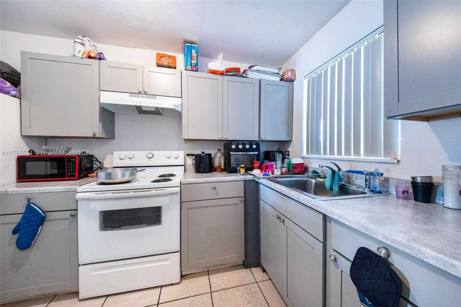 Small Image of 2221 NORTH WEST 58TH AVE, Lauderhill Number 12