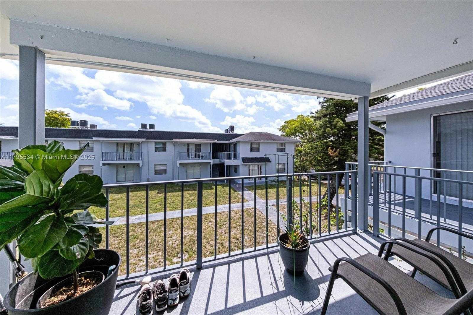 Small Image of 2221 NORTH WEST 58TH AVE, Lauderhill Number 26