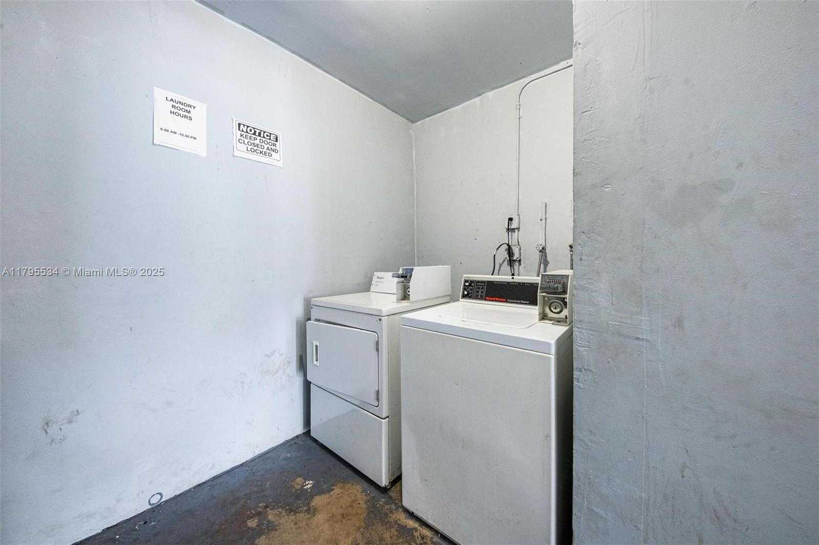 Small Image of 2221 NORTH WEST 58TH AVE, Lauderhill Number 39