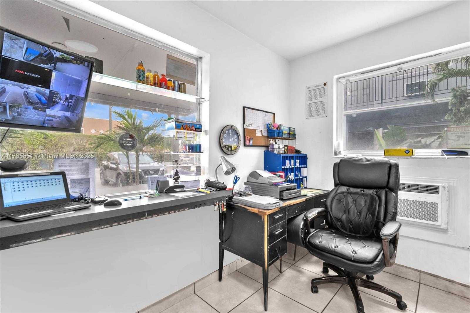 Small Image of 8 EAST 13TH ST, Hialeah Number 20