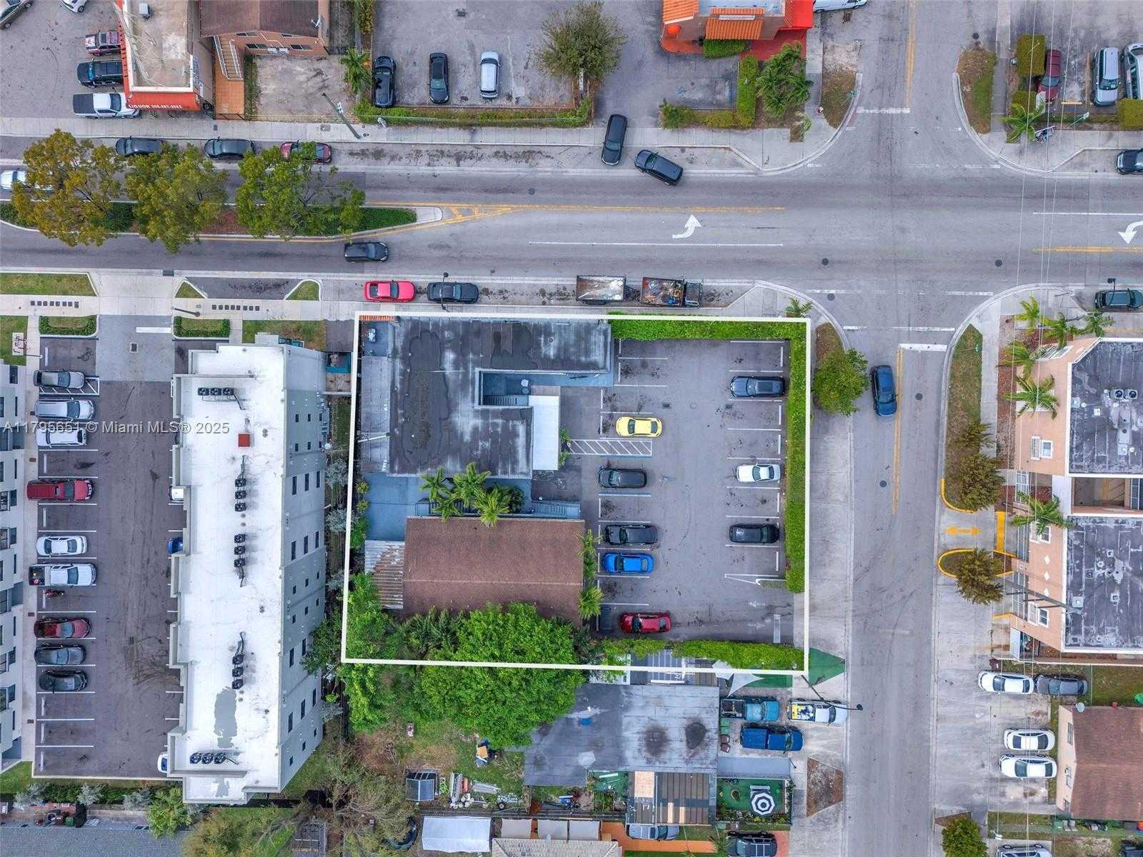 Small Image of 8 EAST 13TH ST, Hialeah Number 3