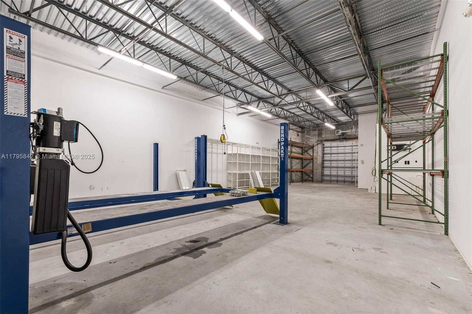 Small Image of 1480 NORTH EAST 131ST ST #103, North Miami Number 8