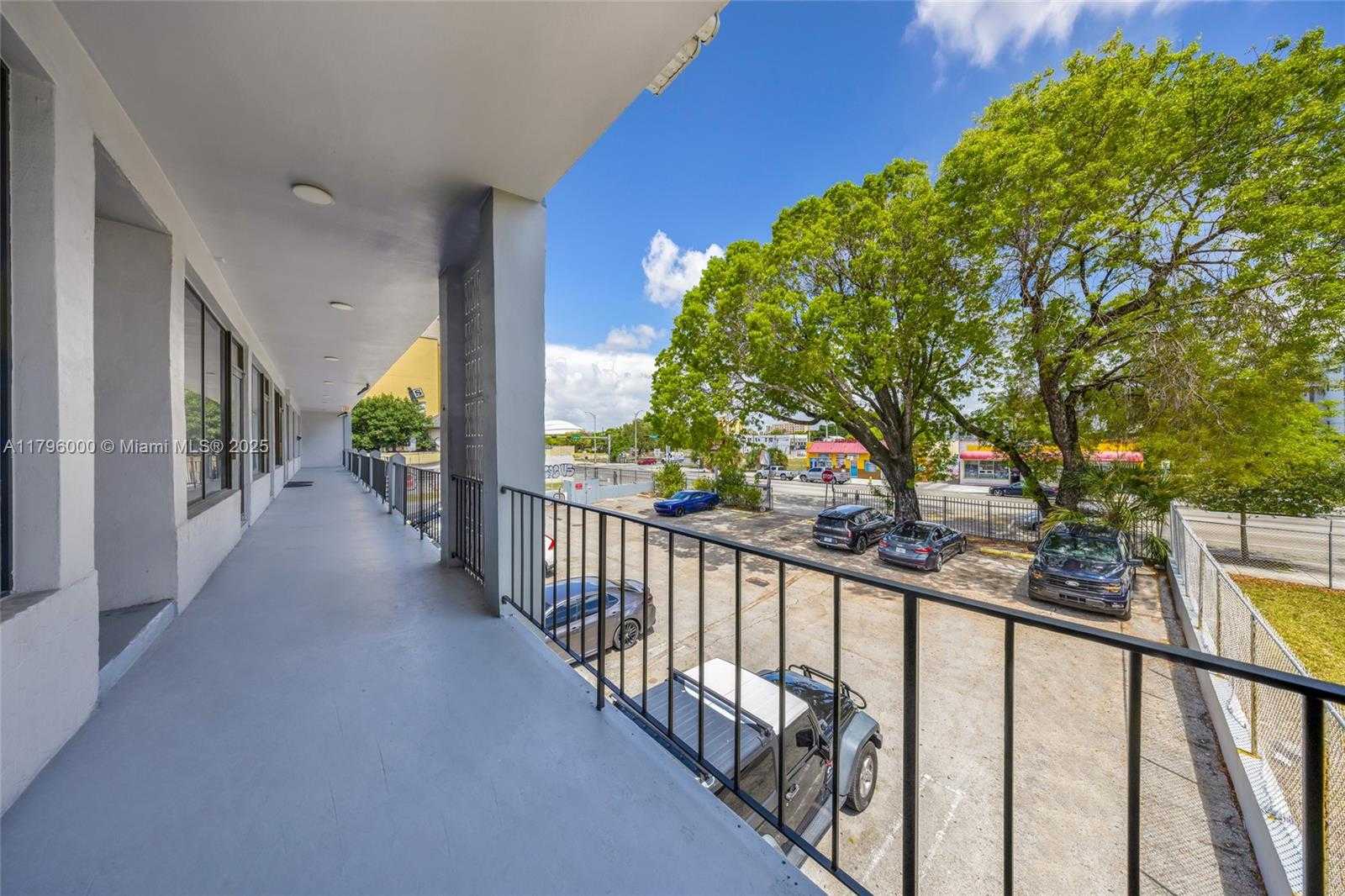 Small Image of 752 WEST FLAGLER ST, Miami Number 21