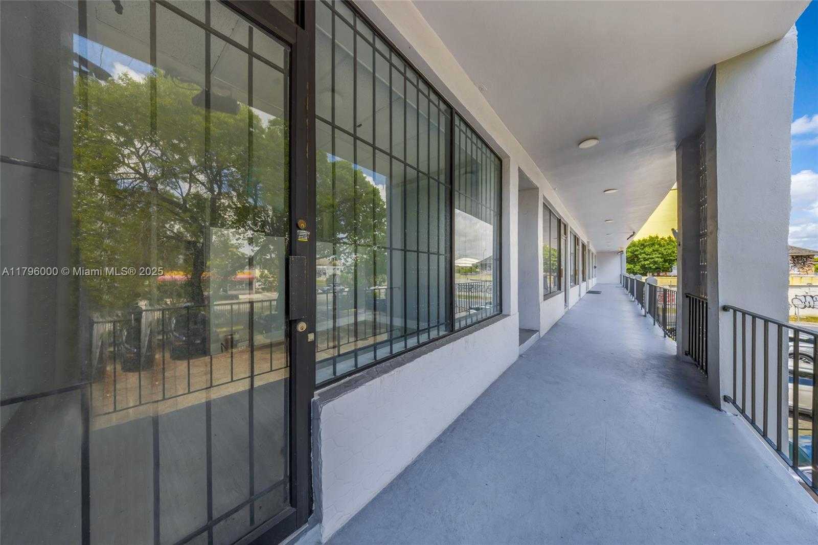 Small Image of 752 WEST FLAGLER ST, Miami Number 22