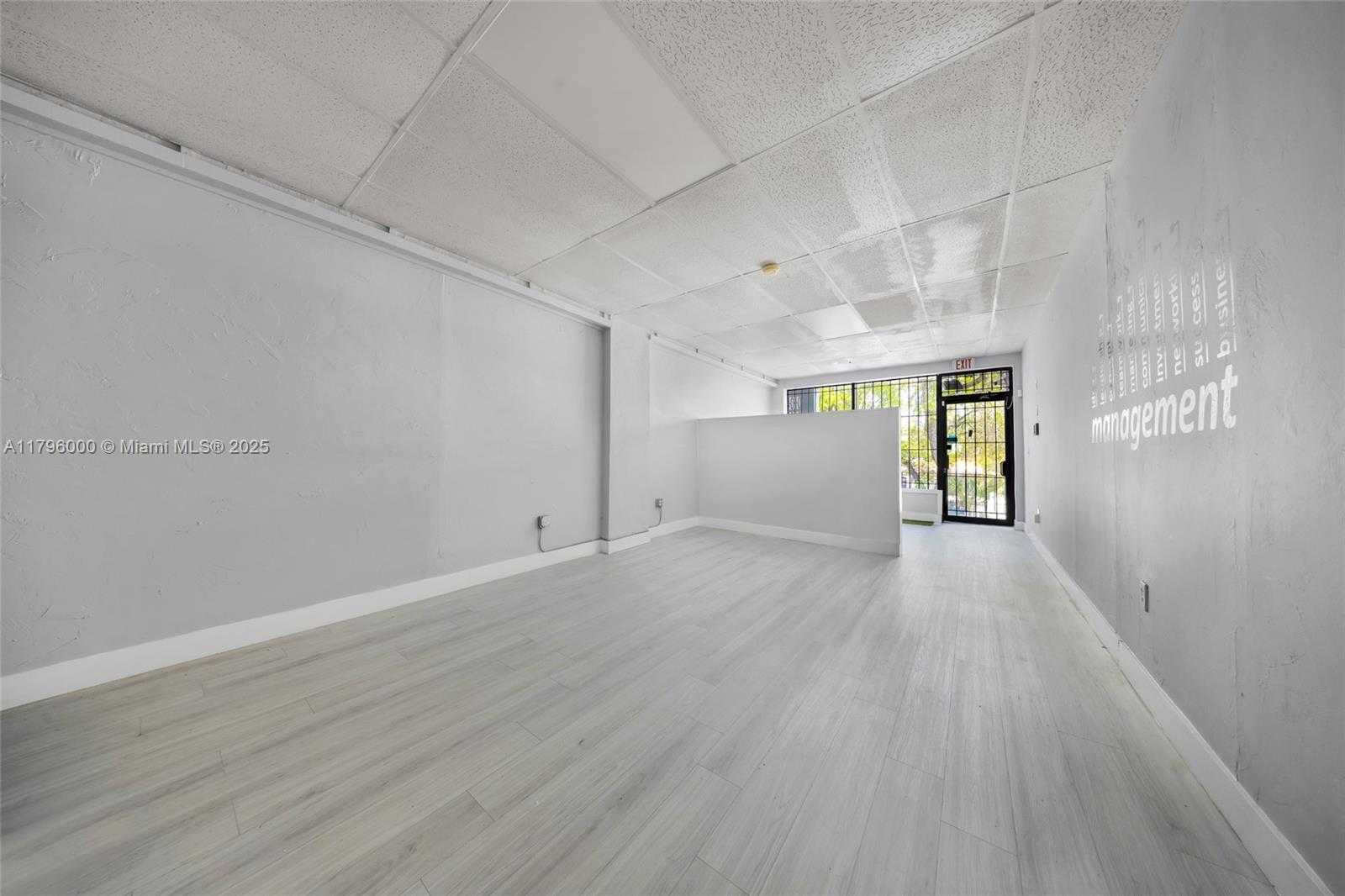Small Image of 752 WEST FLAGLER ST, Miami Number 29