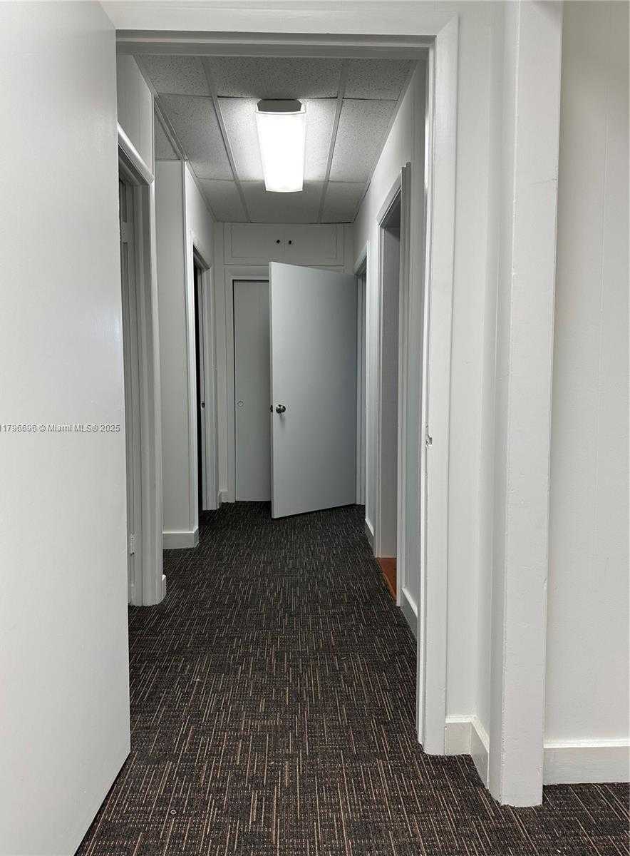 Small Image of 9200 NORTH EAST 6TH AVE ##1, Miami Shores Number 6