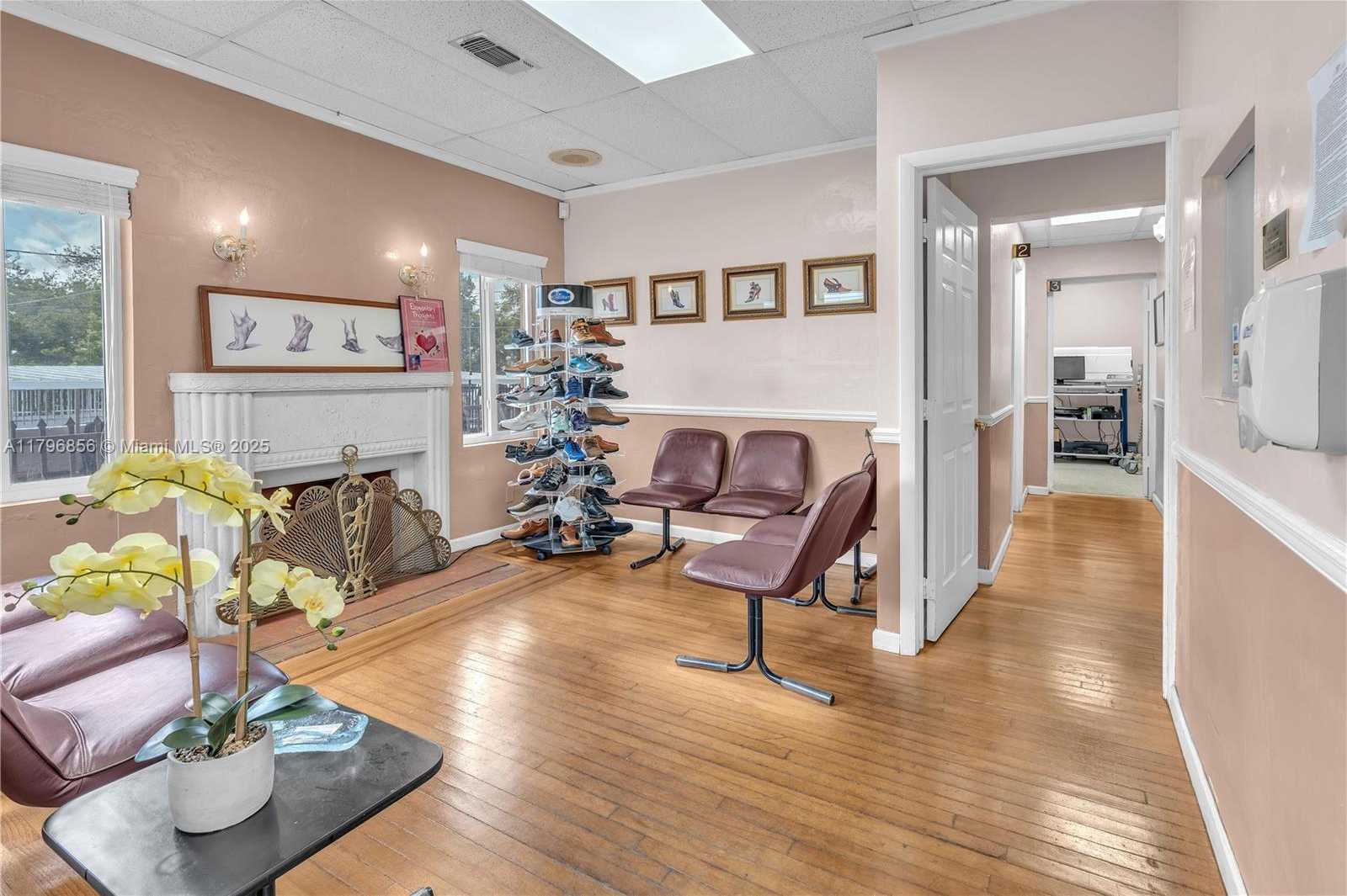 Small Image of 1437 SOUTH WEST 1ST ST, Miami Number 12