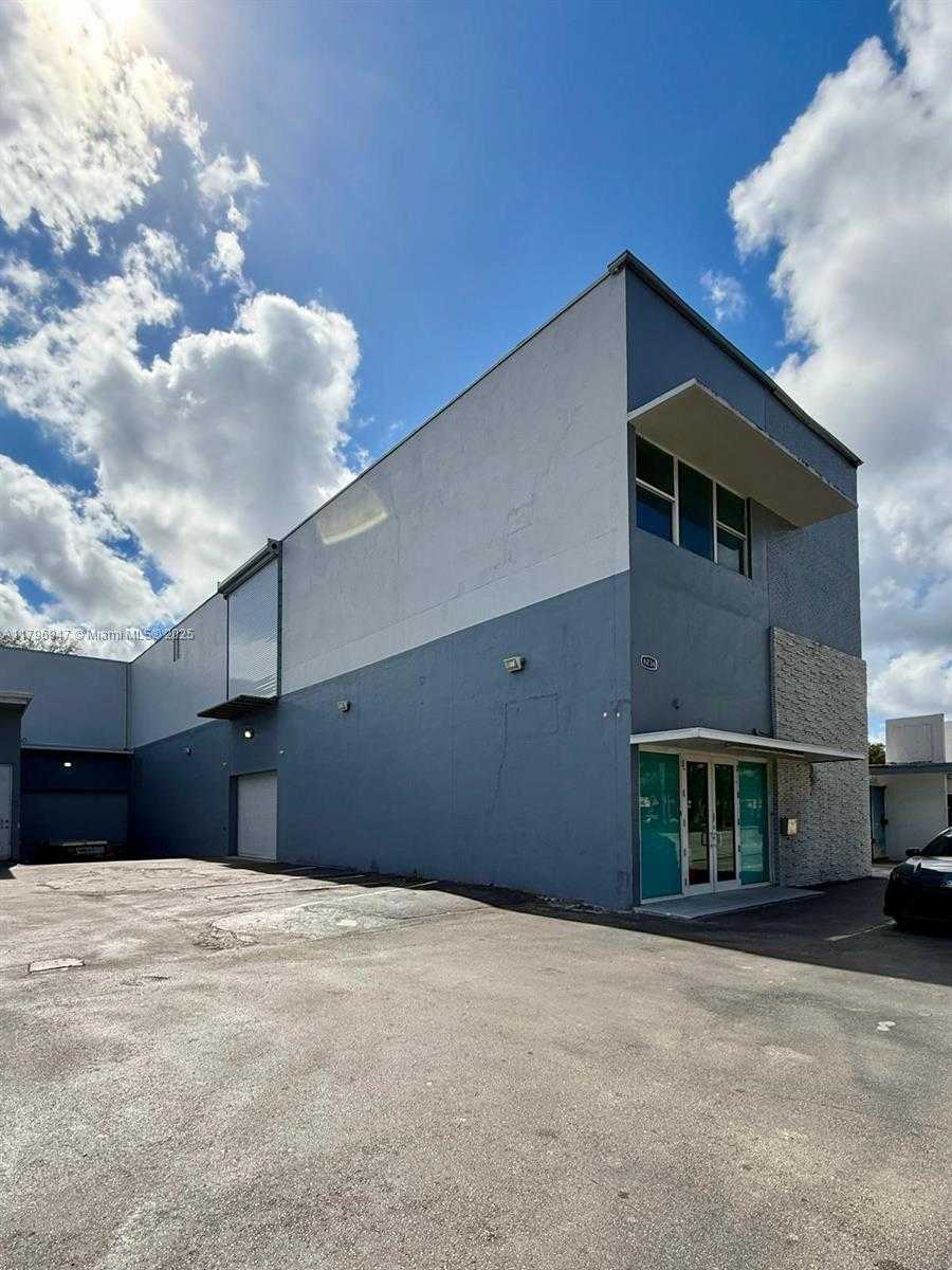 Small Image of 6236 MIRAMAR PW, Miramar Number 4