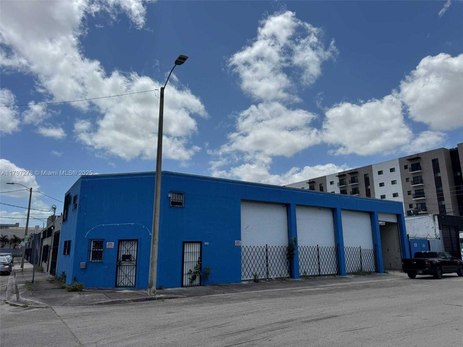 Small Image of 748 NORTH WEST 24TH ST, Miami Number 2
